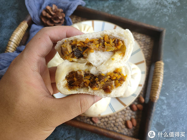 牛肉包子这样做，表皮暄软馅料香，真不错