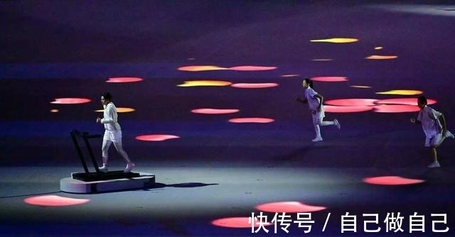 开幕式|东京奥运会开幕式:表演引吐槽,米希亚献唱,中国代表团登场太燃