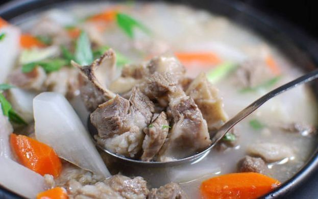 炖羊肉，大厨教你“4加2不加”，羊肉没膻味，滋补不上火，更鲜美