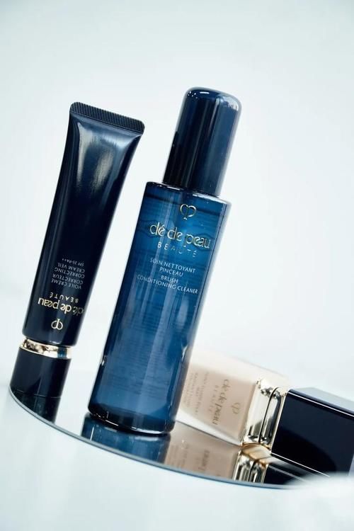 可以推荐一些实用的大牌化妆品吗？