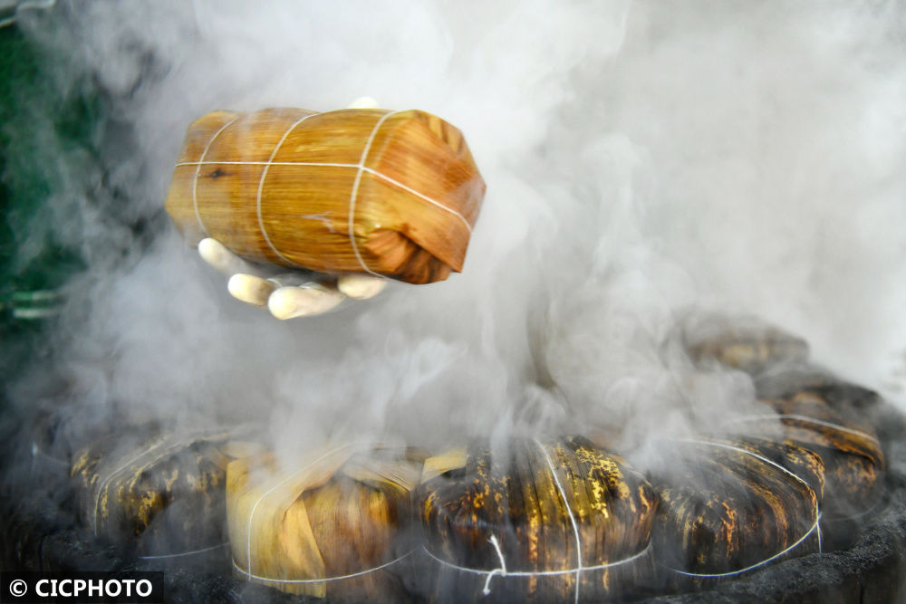 贵州|贵州遵义：黄糕粑飘香迎新年