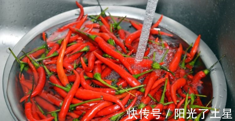 教你做剁辣椒，掌握2个比例，香辣咸鲜，拌啥都香，好吃无添加！