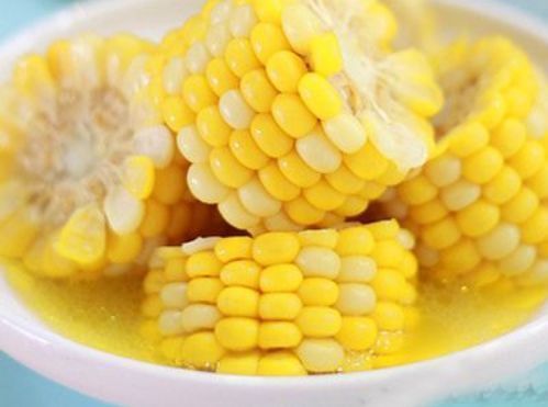 小知识|玉米和此物煮一煮，睡眠好了、皱纹淡了，女人不想显老可以试试