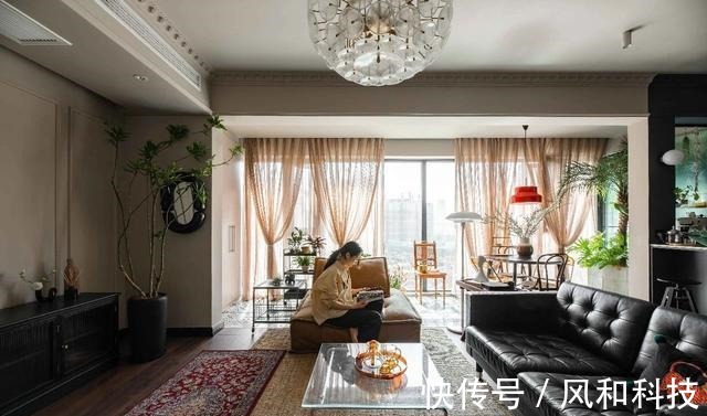 挂画|90后小姑娘的独居公寓,阳台打造成森林,一个人住也舒服