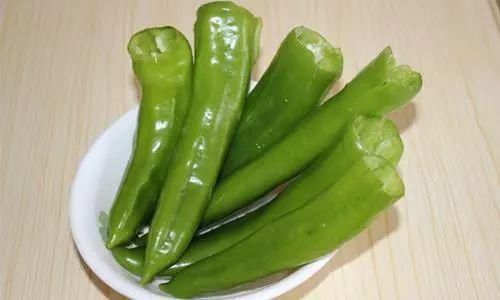 青椒跟它一起吃，软化血管有奇效！每天吃一口，不看亏大了