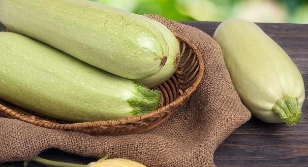 西葫芦|晚上是减肥“黄金期”,3种食物经常吃,排毒燃脂降体重!