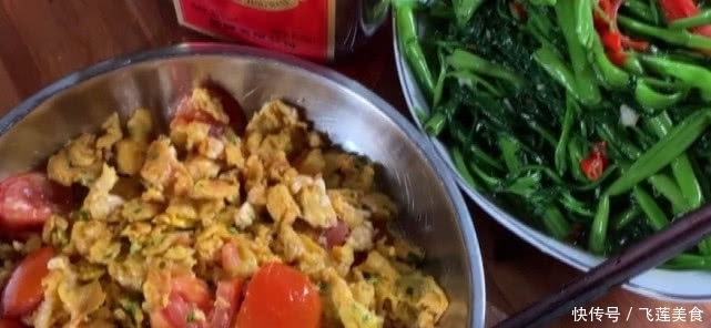 空心菜|农家下饭菜有哪些,一盘空心菜一盘炒蛋,端上桌开胃下酒两不误