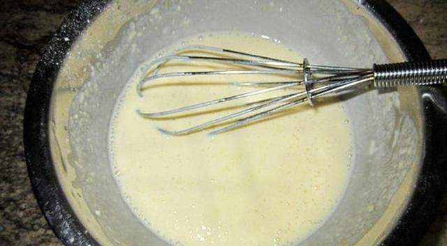 炸鱼时,有人用面粉有人用淀粉,都不对!学会正确做法,香脆好吃