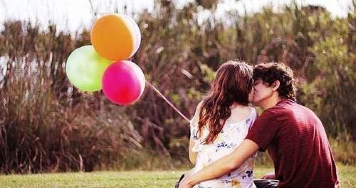 一个月|掌控一个月中女性的荷尔蒙规律，你就知道该怎么去“对付”她