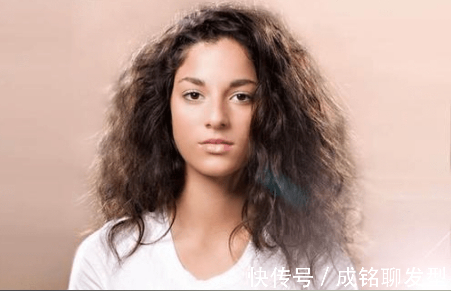 离子烫|只做软化不拉直叫“柔顺”,这三种发质最好别做,伤发又影响美感