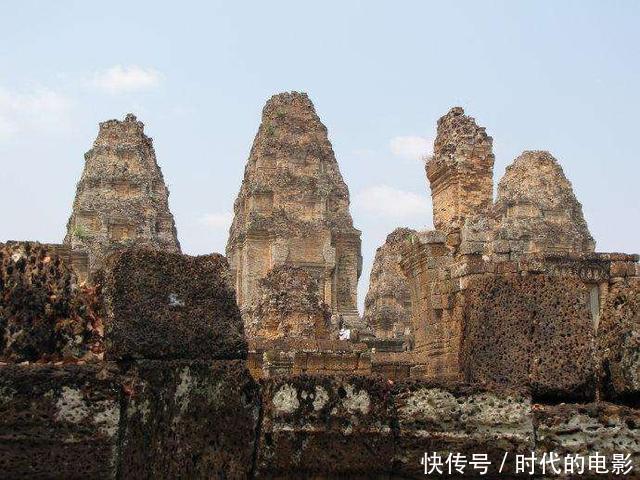 柬埔寨一庙古时只接待王室，存在千年建造精美，被誉为天堂的阶梯