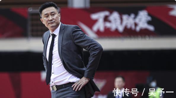 韩德君|没有威姆斯,广东男篮接下来五场比赛,如果全胜,球迷:改变看法