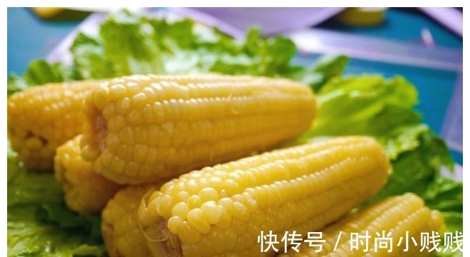玉米|别只用清水煮玉米了，多加两步，玉米开锅后又甜又香又糯