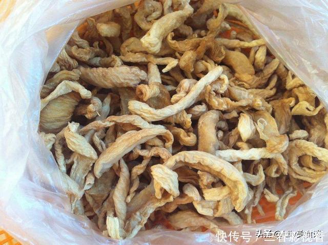 8种蔬菜晒干后,比新鲜的还好吃,多做点囤起来,冬天炖肉吃特香