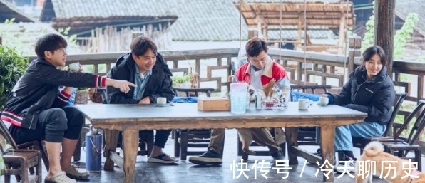 展示|黄磊炒假菜也就算了，张子枫的翻车就说不过去了，综艺究竟有多假