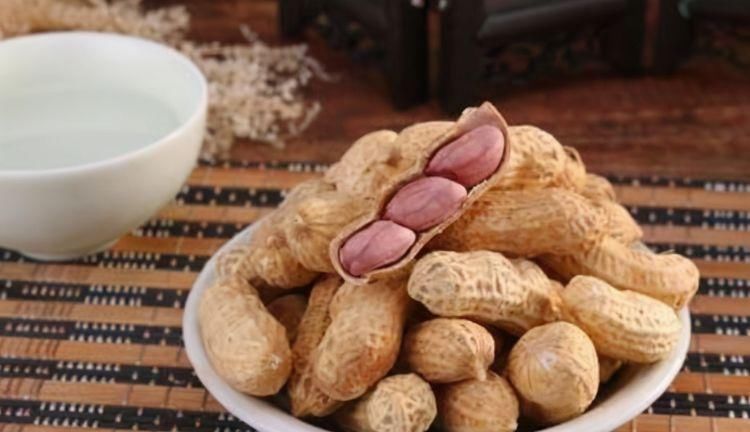 人到中年想長壽,推薦多吃3種食物,美容養(yǎng)生、滋補(bǔ)身體!