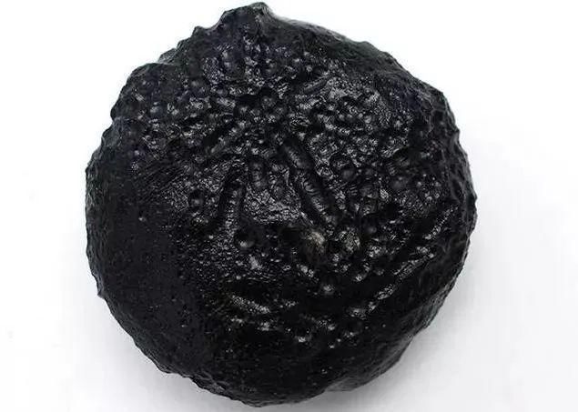 陨石解析:材质为玻璃的陨石