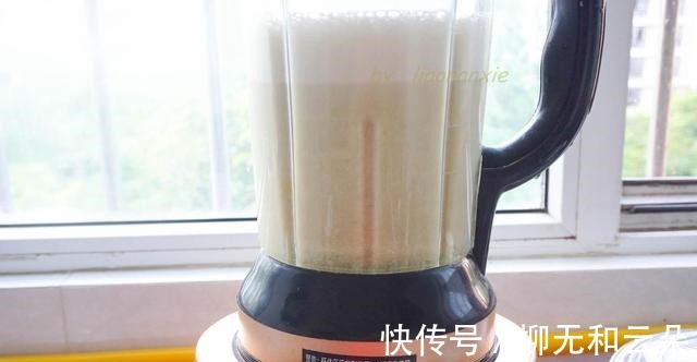 牛奶|入秋后，多给家人喝这汤，比牛奶好喝比豆浆营养，去火润燥效果好！