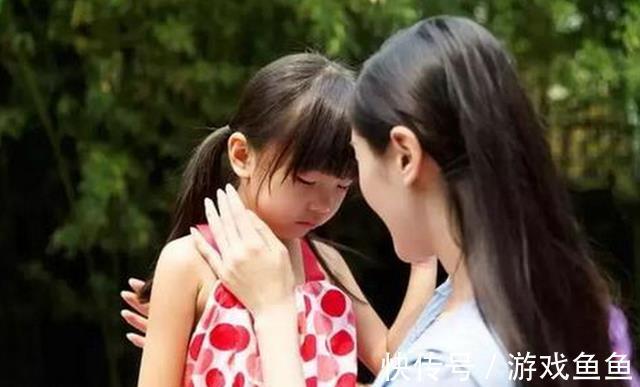 这句话|少年举刀伤人,只因受欺负后爸爸说的这句话,很多家庭也爱这么说