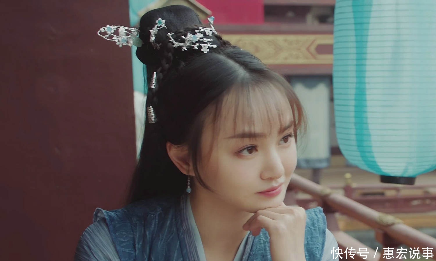 《偷心画师》开篇:天才少女画师的爱情,从意料之外的相遇开始