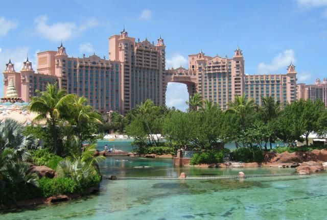 全球最贵的3家酒店，一晚房费能买一辆奔驰，或许你一家都没听过