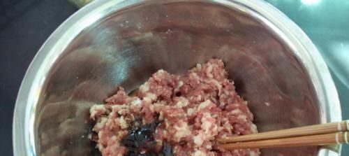 老抽|拌饺子馅,加生抽还是老抽?很多人都做错了,难怪饺子不香