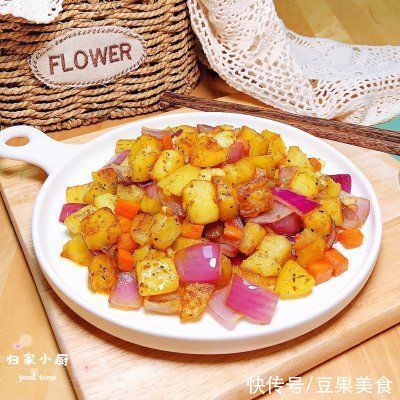 孜然洋葱炒土豆下饭界大哥大!看一眼就被馋哭