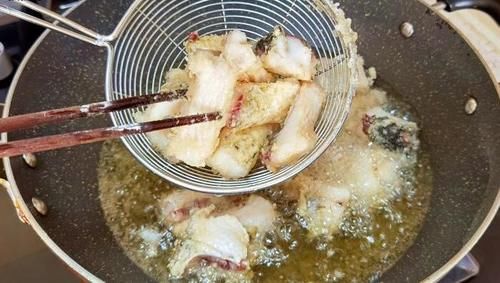 鱼肉|入秋后,带鱼鲫鱼靠边站,这鱼要多吃,肉厚刺少营养高,别不懂吃