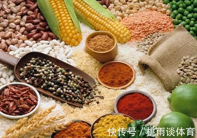 胸闷气短|心脏不好的人,会有4种表现,若一个不占,恭喜你心脏很健康