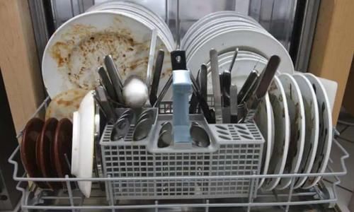 怒斥|夫妻双双确诊甲状腺结节，医生怒斥：吃饭用的这种东西，赶快扔掉