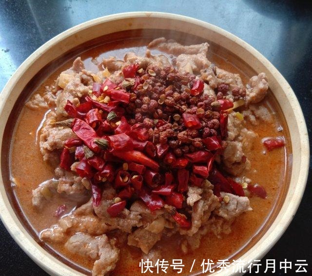 火锅底料|水煮肉片，肉片嫩滑，麻辣鲜香！