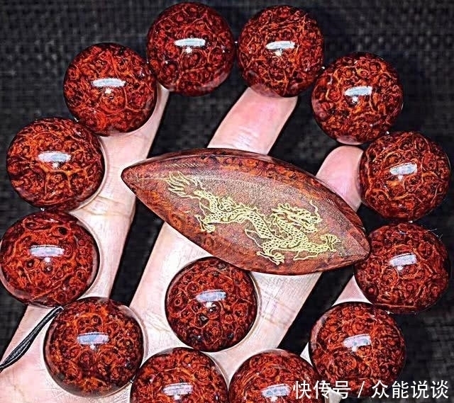 重金买下烂疙瘩,众人觉得不值,一刀下去,众人惊呆了!