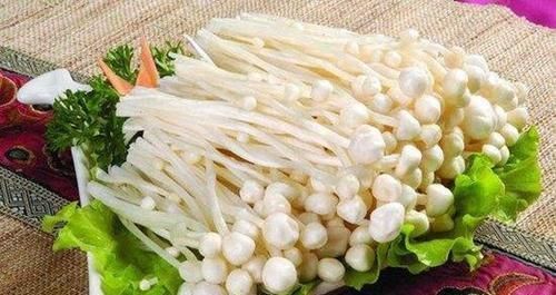 乳腺|女人乳腺有增生，别怕，多吃这几种食物，能帮你消除增生肿块