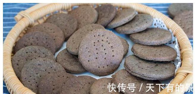 牛奶|想吃饼干自己在家做，不油炸，不放添加剂，低脂又健康，香脆可口
