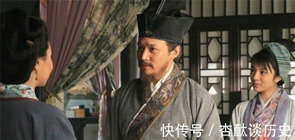 苏轼|他是宋代著名诗人,千帆过尽人易老!他的一生过的让人佩服!