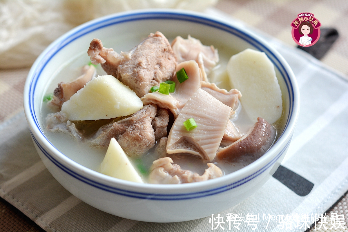 夏天|夏天多喝这汤，味浓肉烂不费事，3种材料扔进锅，乳白鲜汤喝2碗