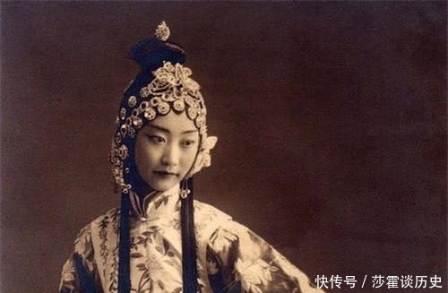 未嫁|她是清朝最美格格,一直活到2003年,因痴恋溥仪终生未嫁