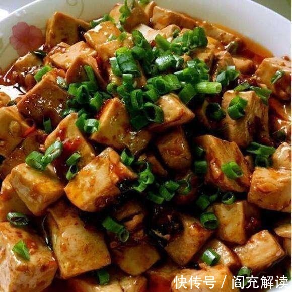 红烧豆腐，上桌就吃光，隔几天做一次，家常菜必备