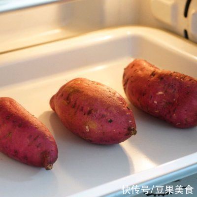 懒人必备这道红薯香烤蔓越莓,简单几步,十分钟就上桌