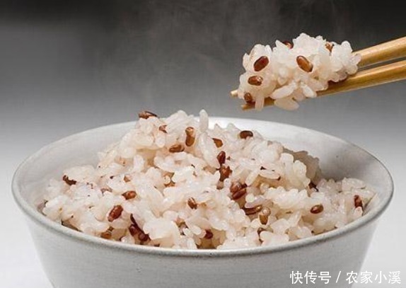 高血糖|聪明的人降血糖饭前6句话，血糖悄悄往下降，“长寿”悄悄来！