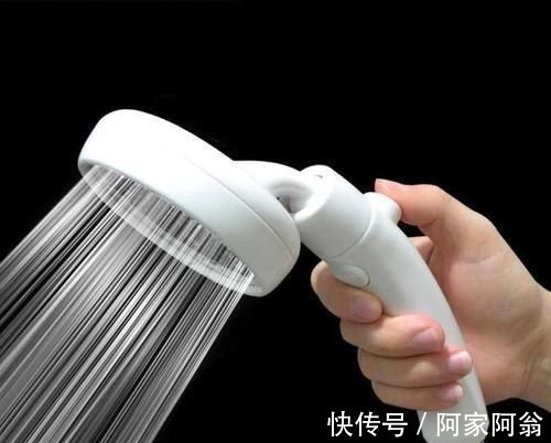 防滑垫|卫生间不起眼的6个先进设计,很是实用还不贵,不妨看一看