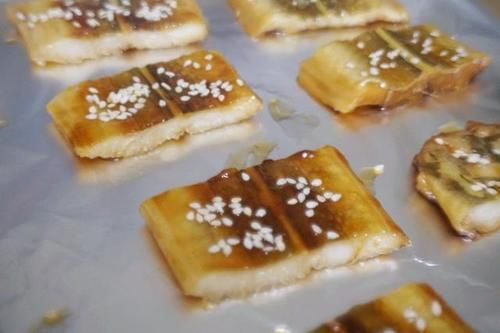  鳗鱼的此做法太过瘾了，鲜香有嚼劲，好吃到停不下来