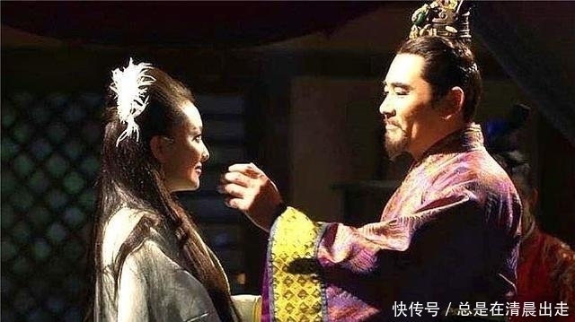 芈月传难怪芈月出生那天月现血色,你看她出生后发生了什么事