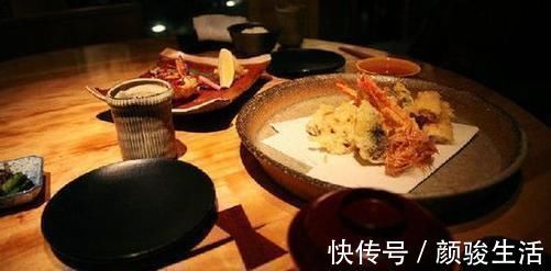 习惯|睡前有3个习惯，或导致“发胖”，尤其是最后一个，很多人戒不掉