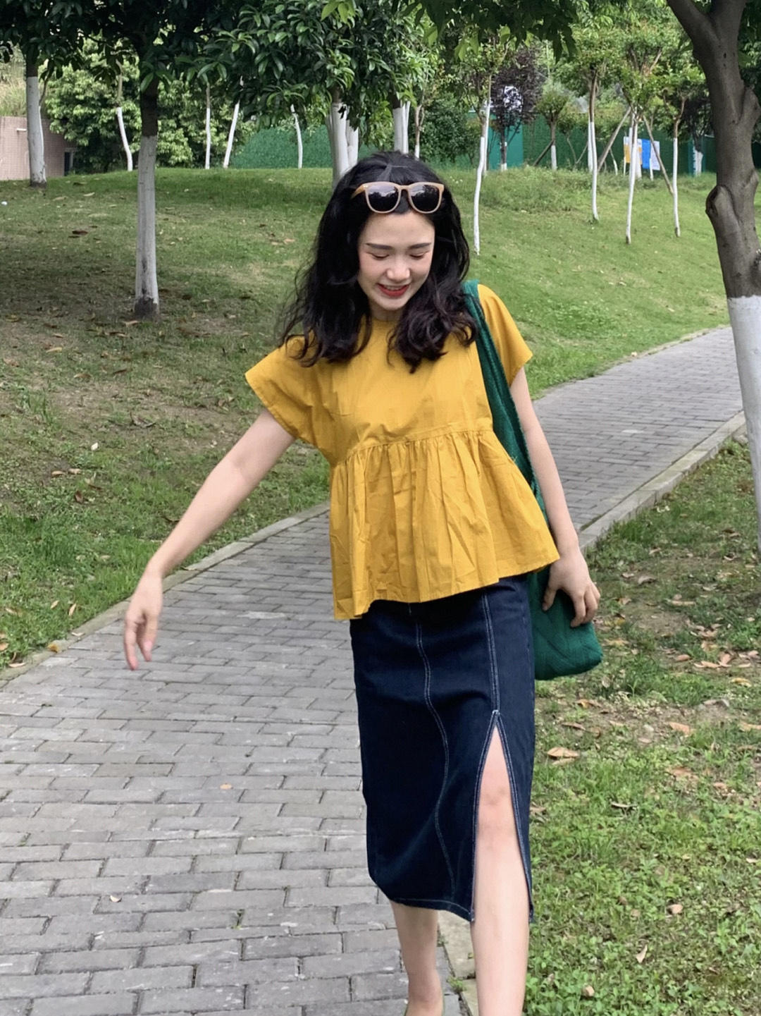 搭配|每个女生都是独一无二的,微胖女孩也能穿得性感有女人味!