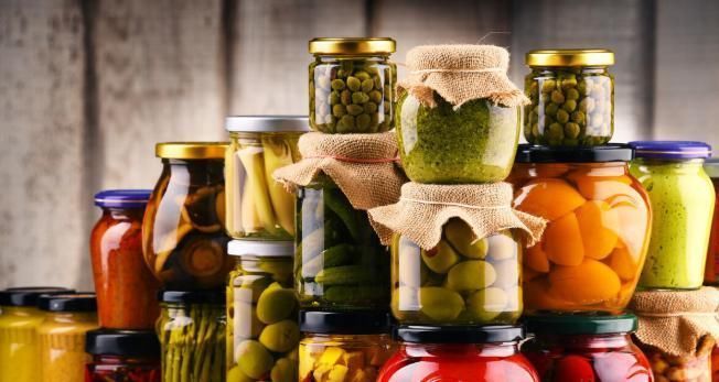 胃病|伤胃菜已公布,不是辣椒,而是这“1菜1果”,胃不好的人要少吃