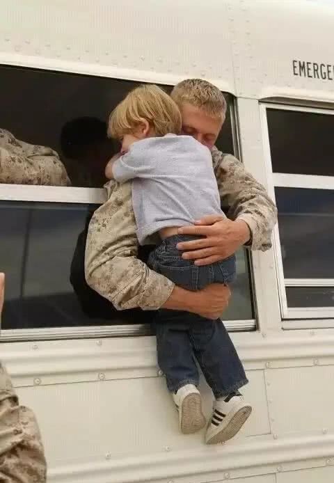 开战|别整天说开战！你热爱战争的唯一原因是没参加过战争！