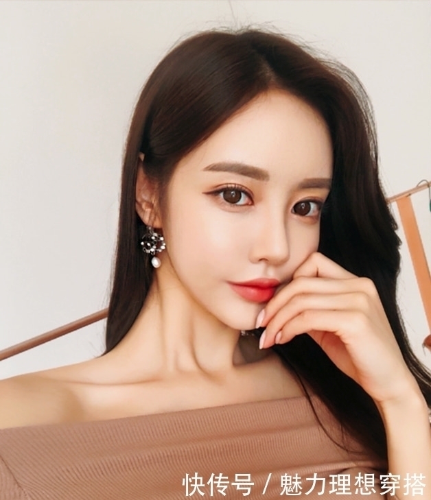 咖啡色|美女孙允珠高清美图咖啡色长袖修身上衣