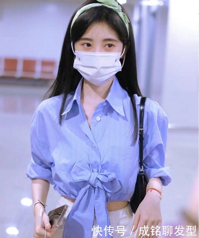 衬衣|今夏流行穿“蓝色”衬衫，清新时尚减龄还显瘦，就连明星都上头