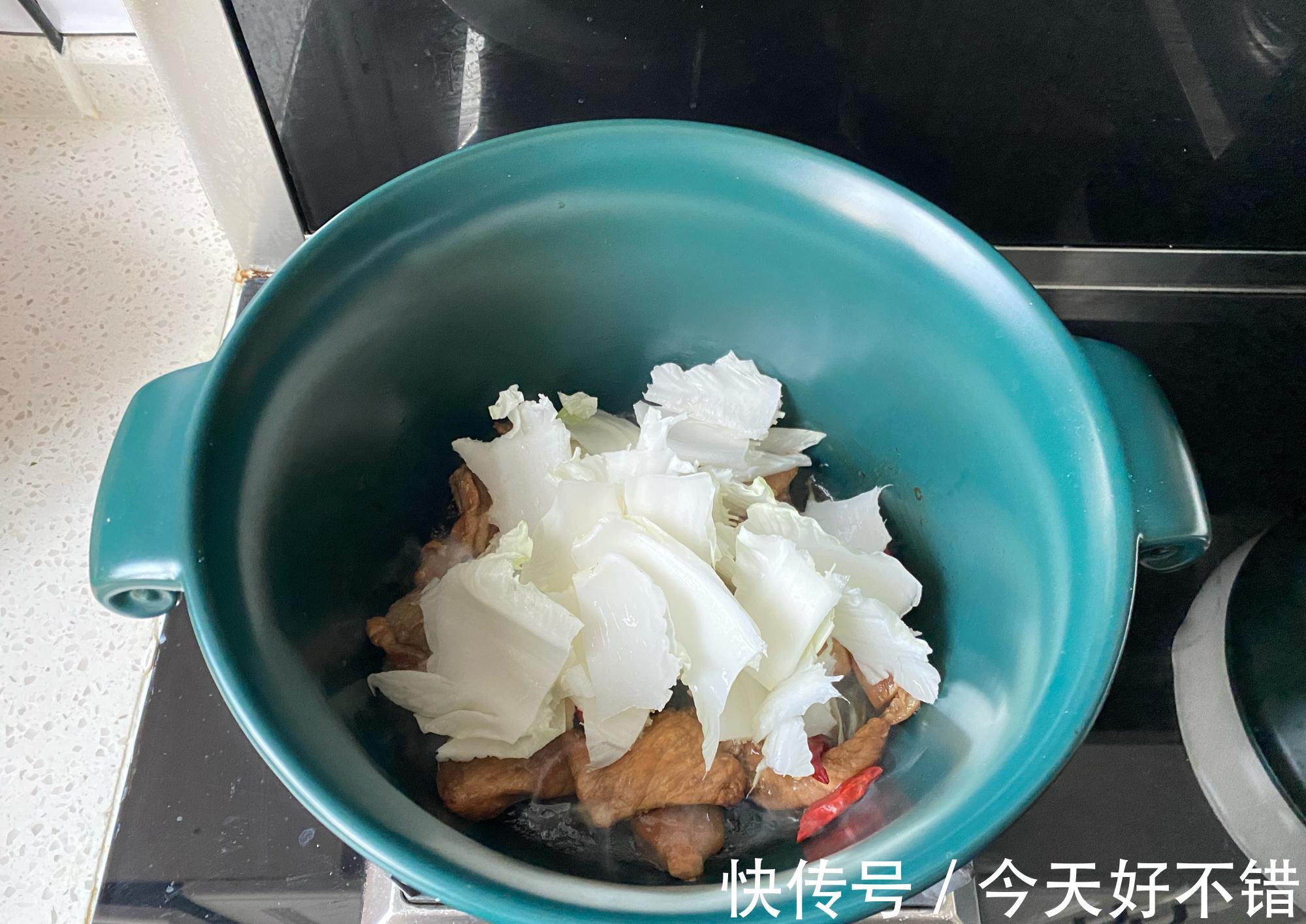 天冷北方遇到此菜，一买就是十几斤清甜可口，家家户户都爱吃